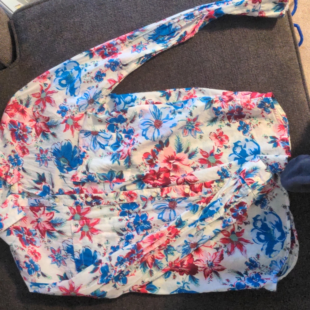 The Gap cotton floral boyfriend fit blouse